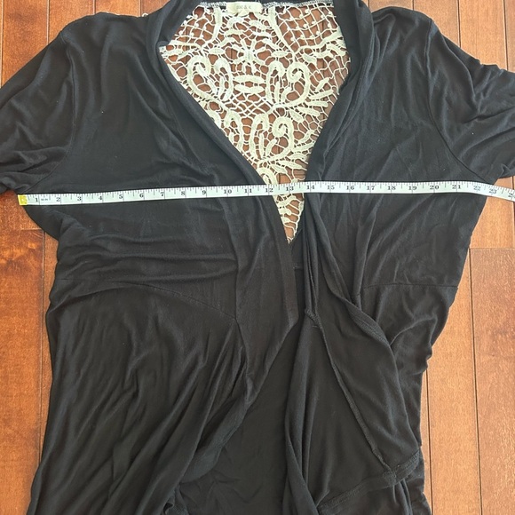 Women’s Black Open Front Cardigan with Back Lace Detail Size 1X - Picture 5 of 6